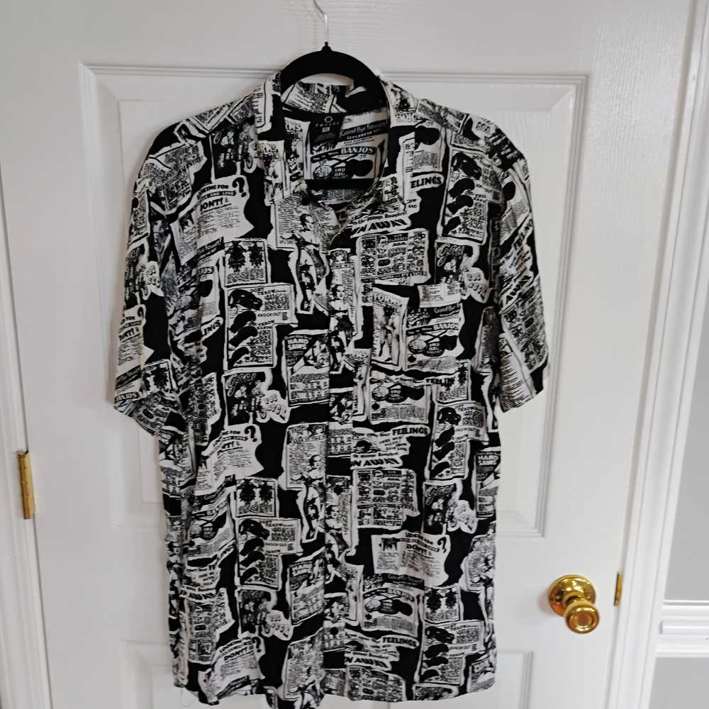 Empyre Black and White Graphic Men's Shirt